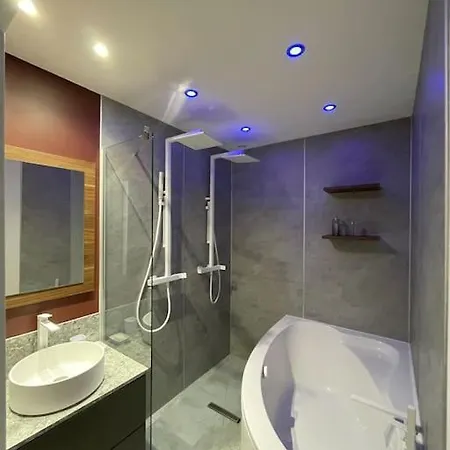 Maison Chaleureuse, 2 A 4 Personnes, 2